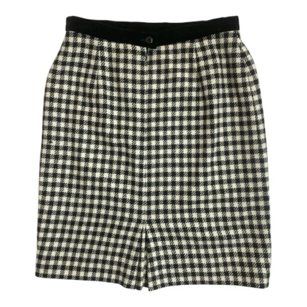 Escada Black‎ and White Houndstooth Skirt